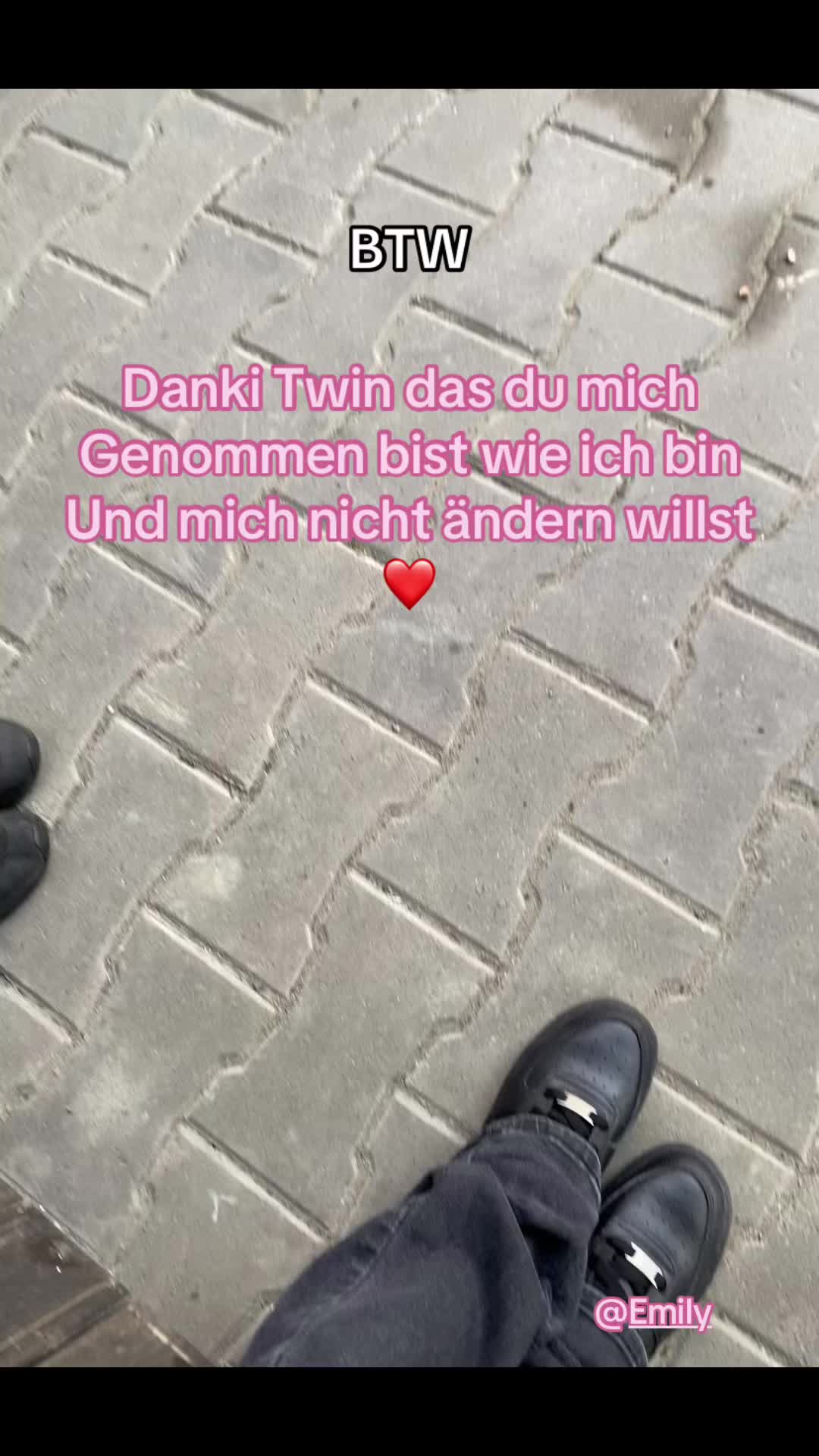 @𝐌𝐚𝐲𝐚_𝓶𝓮𝓵𝓸𝓷𝓮✝️💕