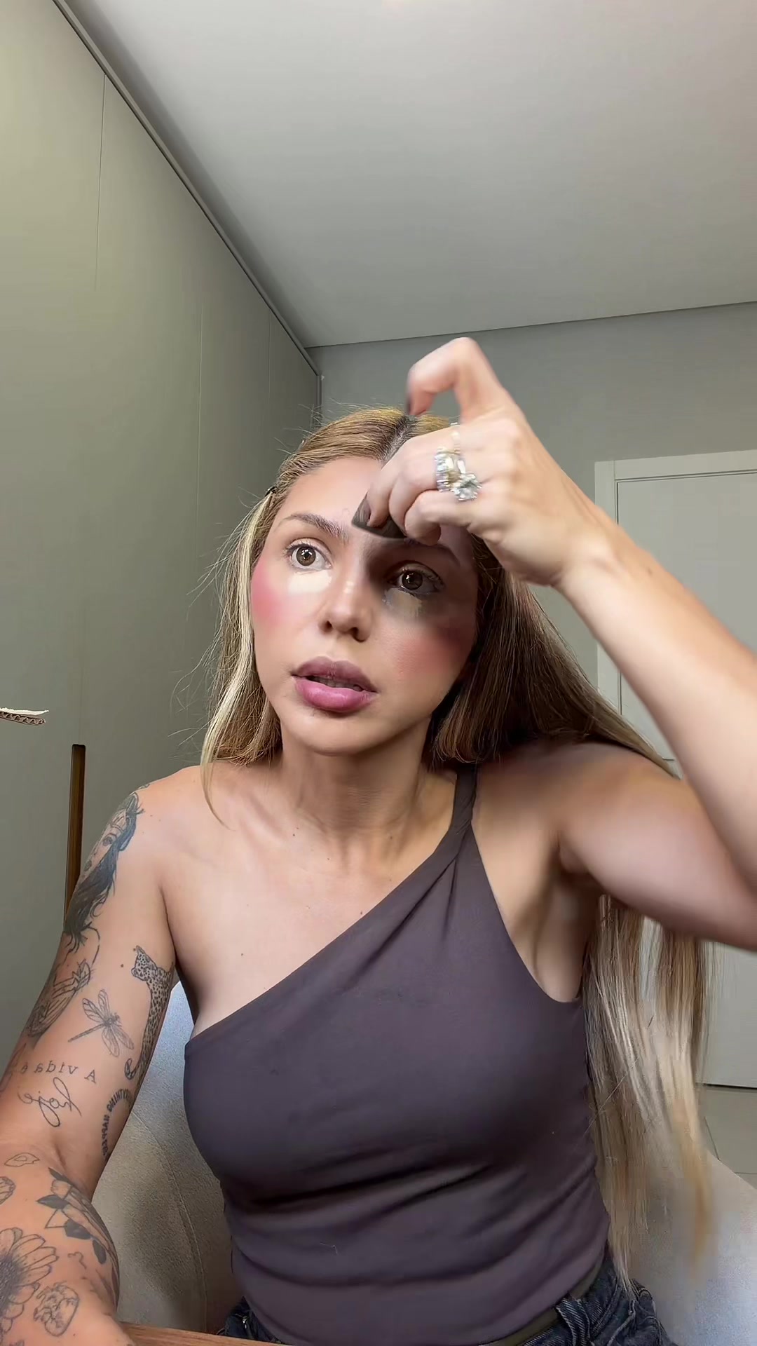 @brendamelos_