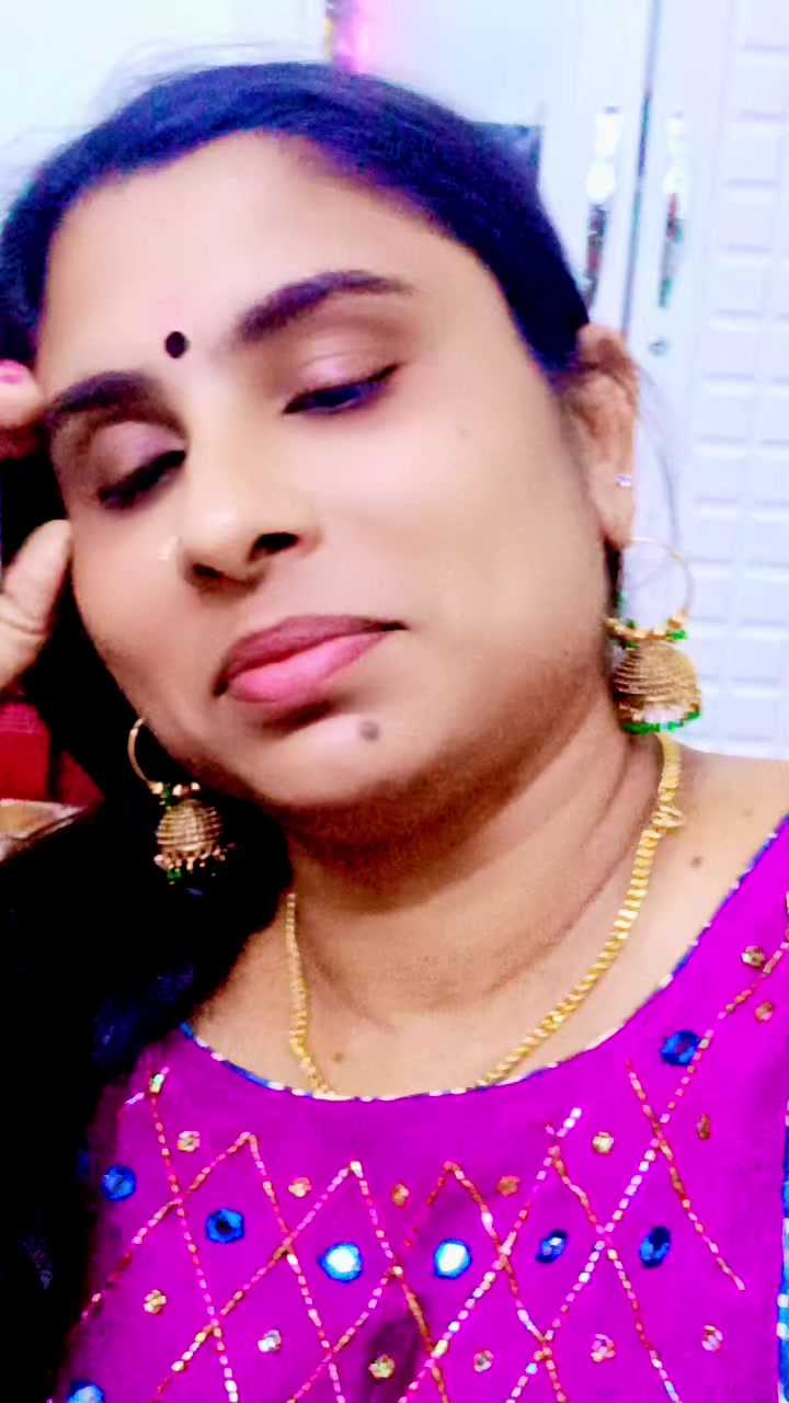 @priya ponus❤️