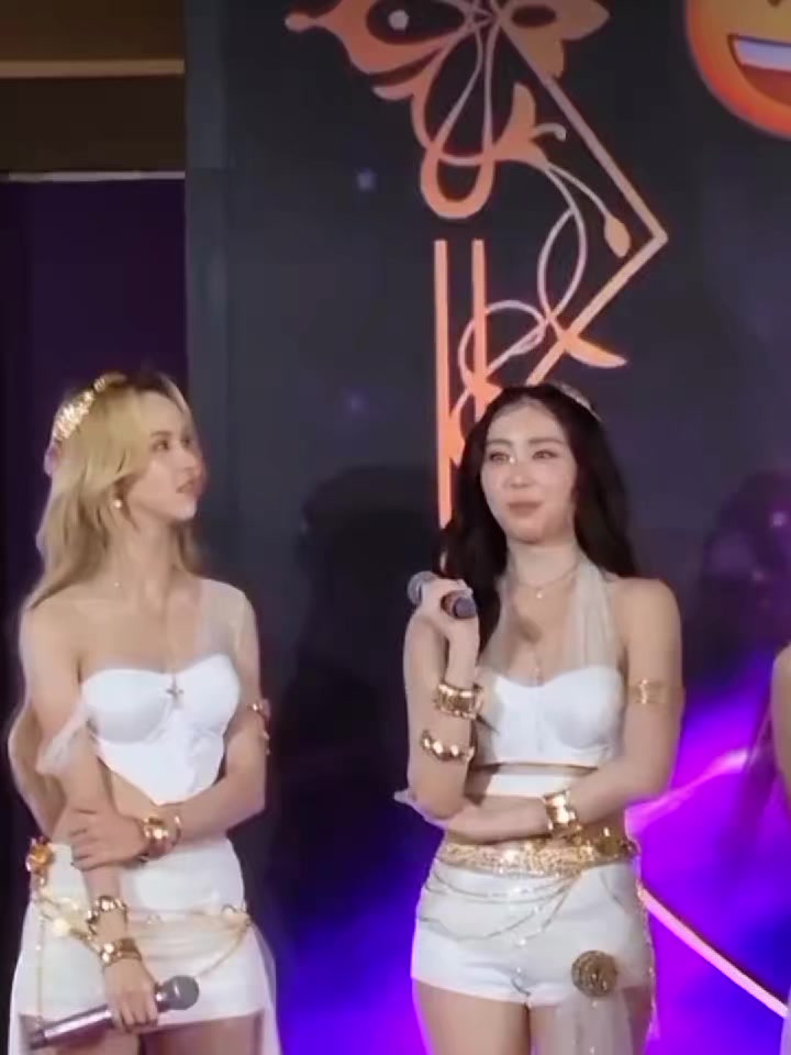 @🌹🐰