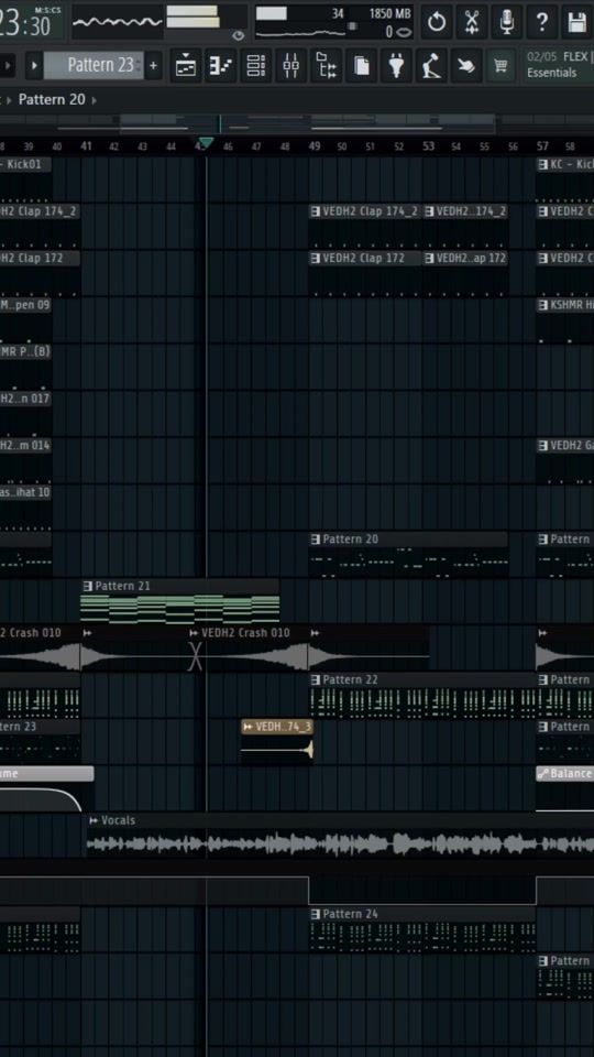 @𝙆𝙍𝘼𝙕𝙔𝘾𝙃𝙍𝙄𝙎🎹
