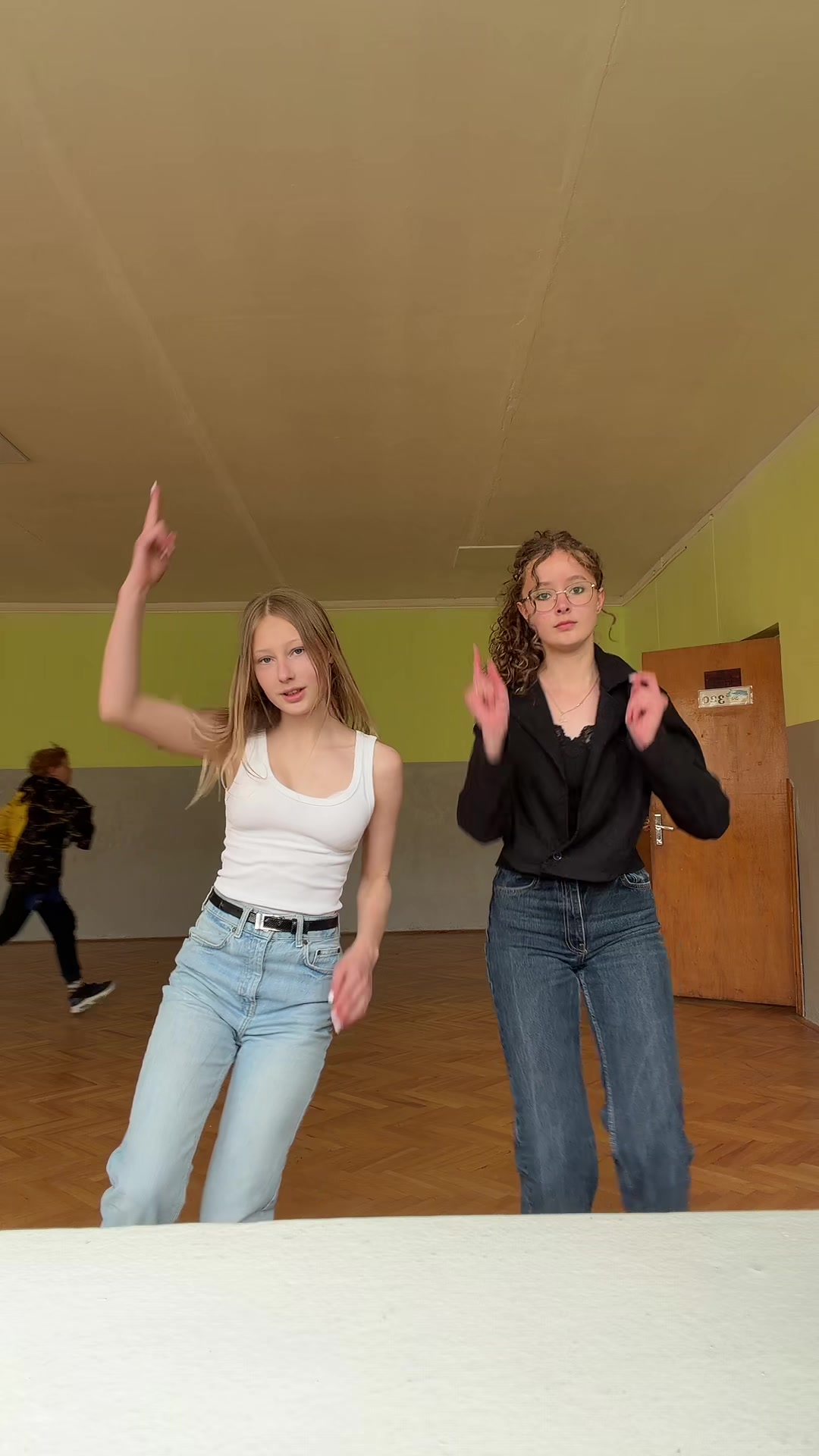 @Viktoria Telehii