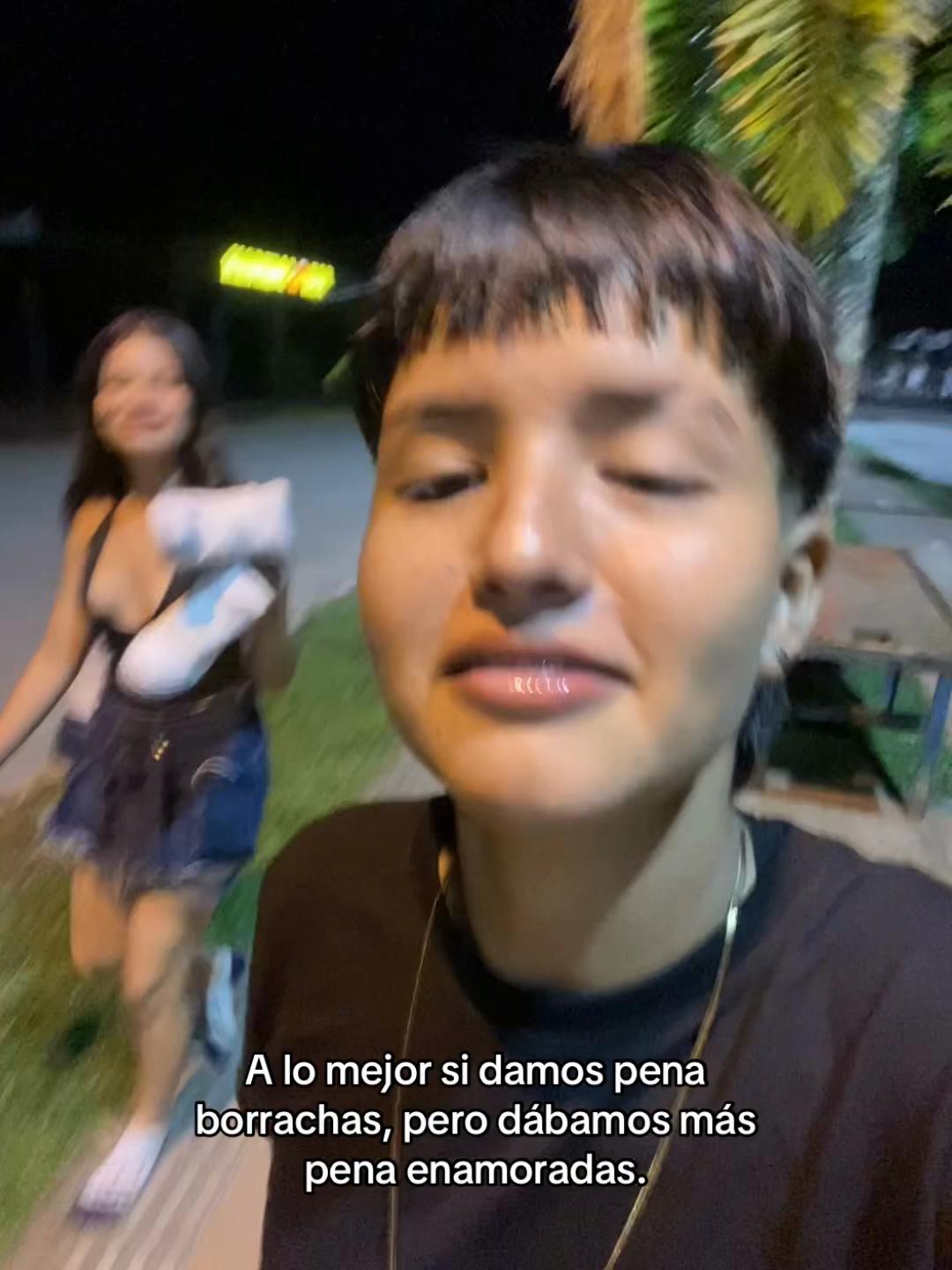 @Lorena๐ณ๏ธ๐