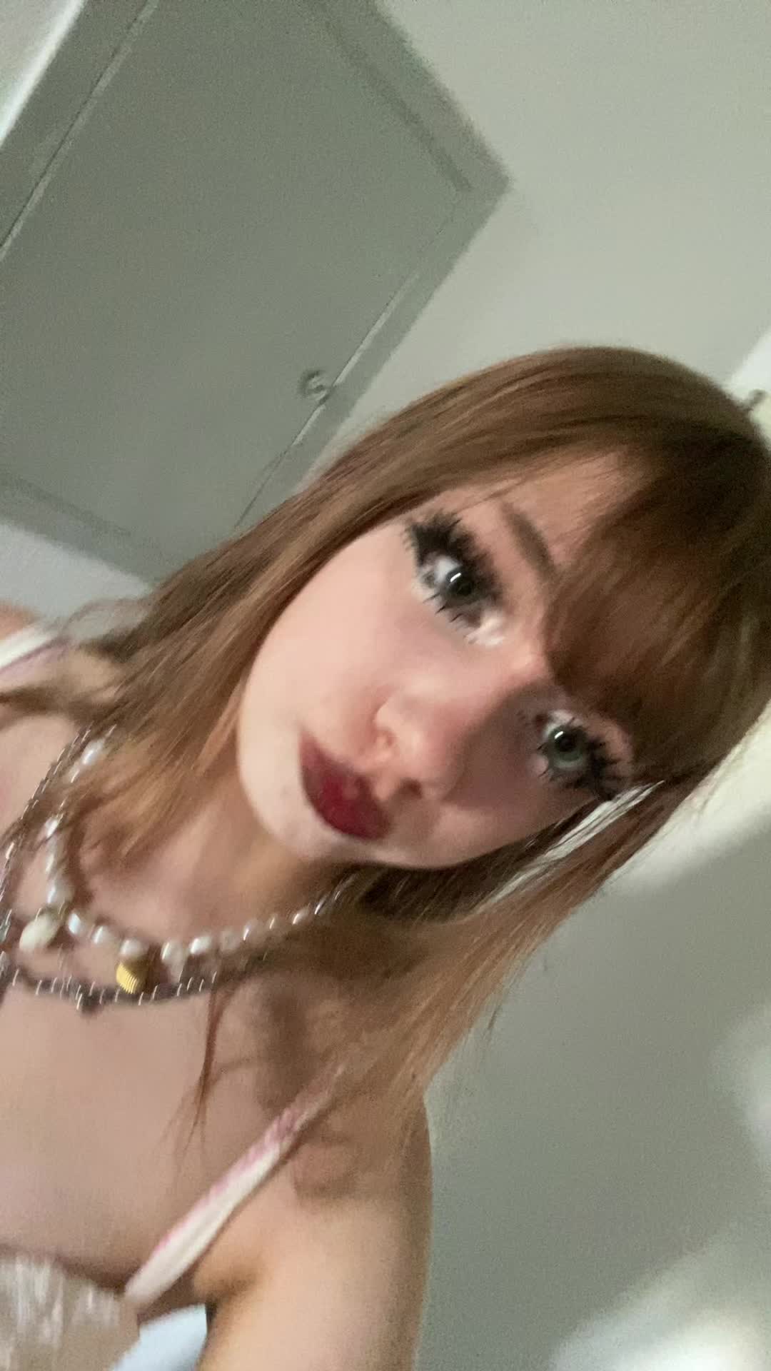 @FEMBOY GOONER ๏พ๐ถ