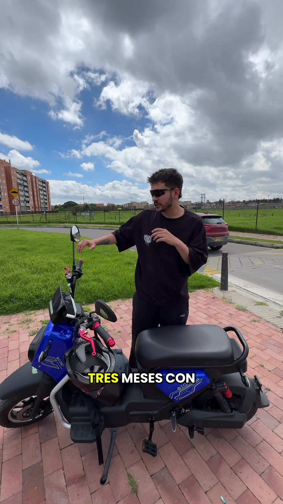 @soyzatt