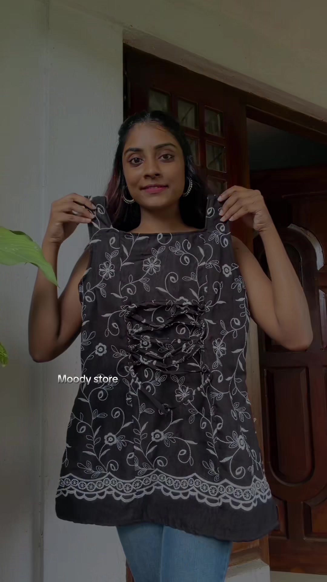 @🦋 MOODY STORE BY HIRU 🦋
