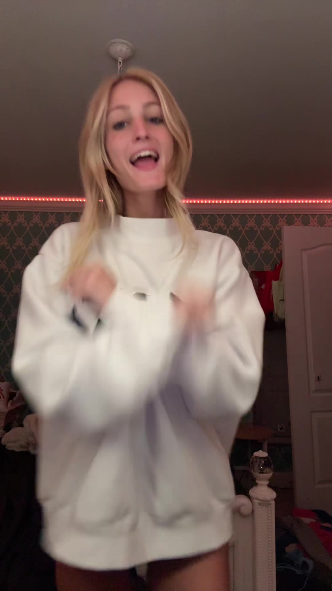 @anya