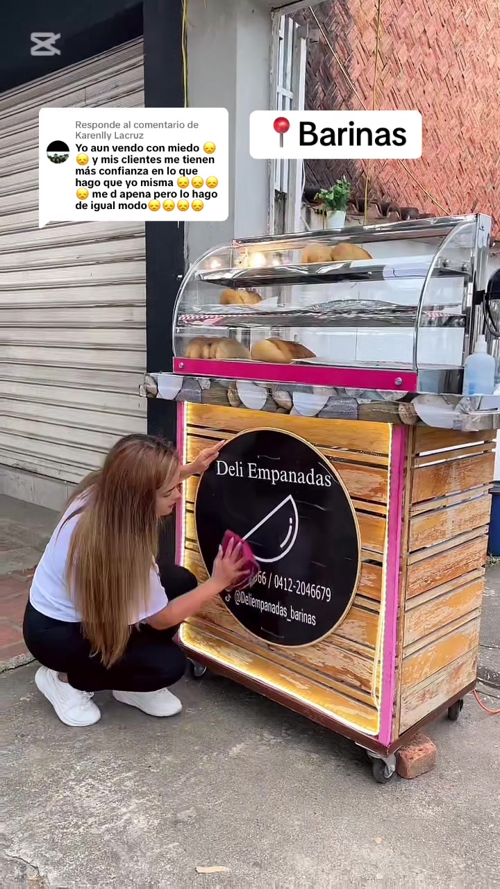 @Isqueny Santiago Deli empanada