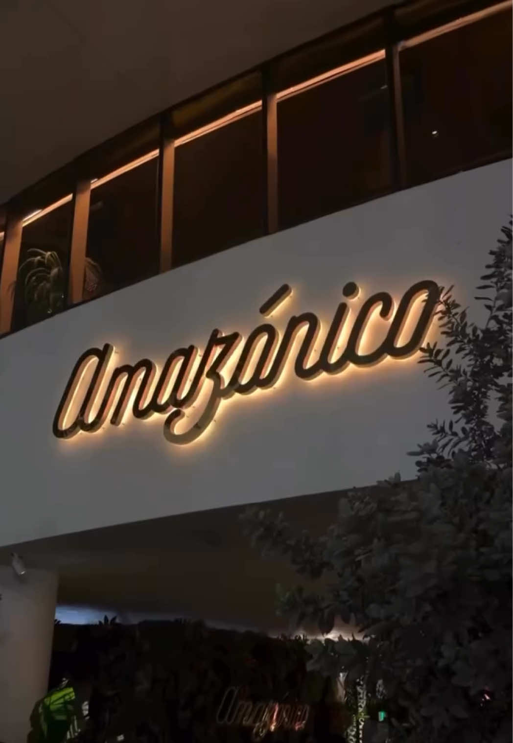@𝕋𝕀𝔽𝔽𝔸ℕ𝕐 𝕃.