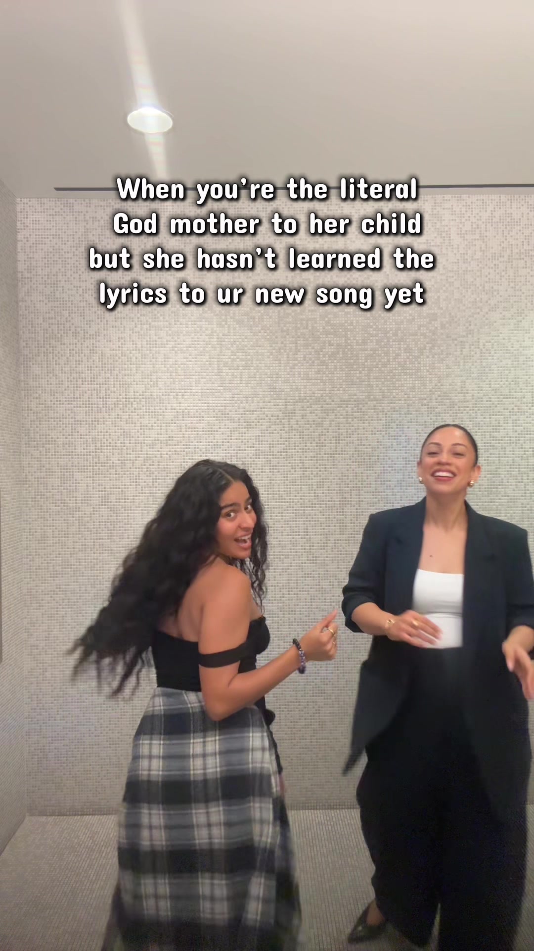 @Jessiereyez
