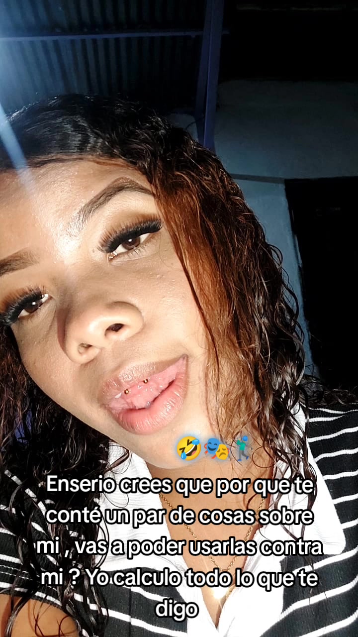 @Andreina González