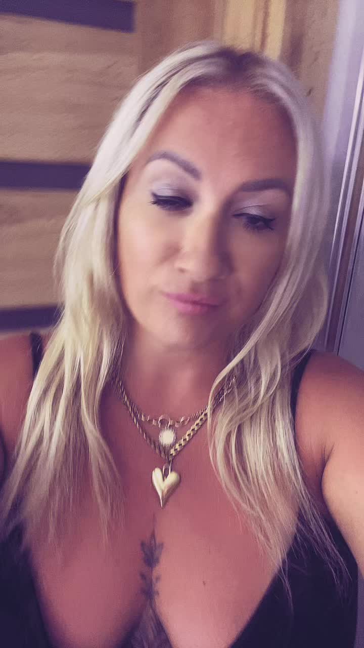 @karollaa87