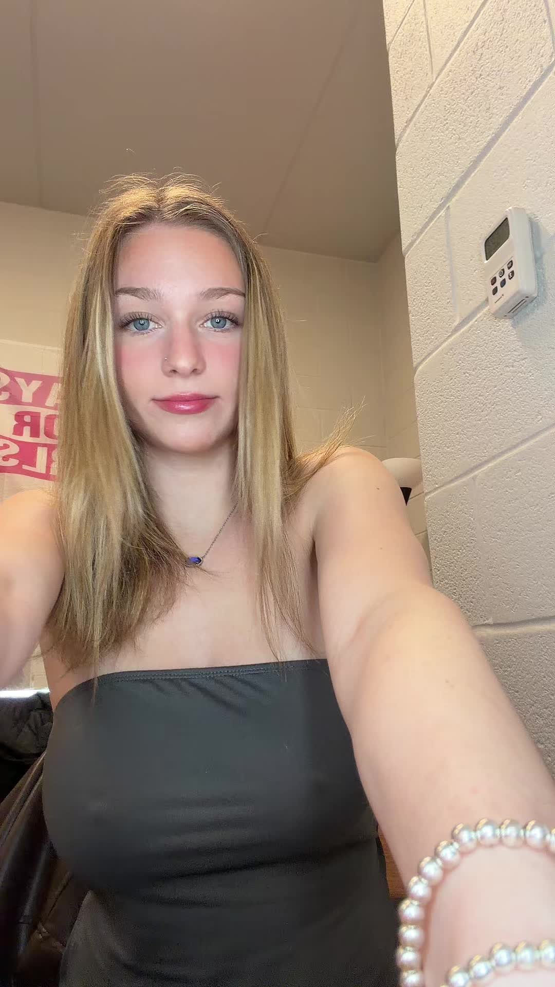 @Maya🦩