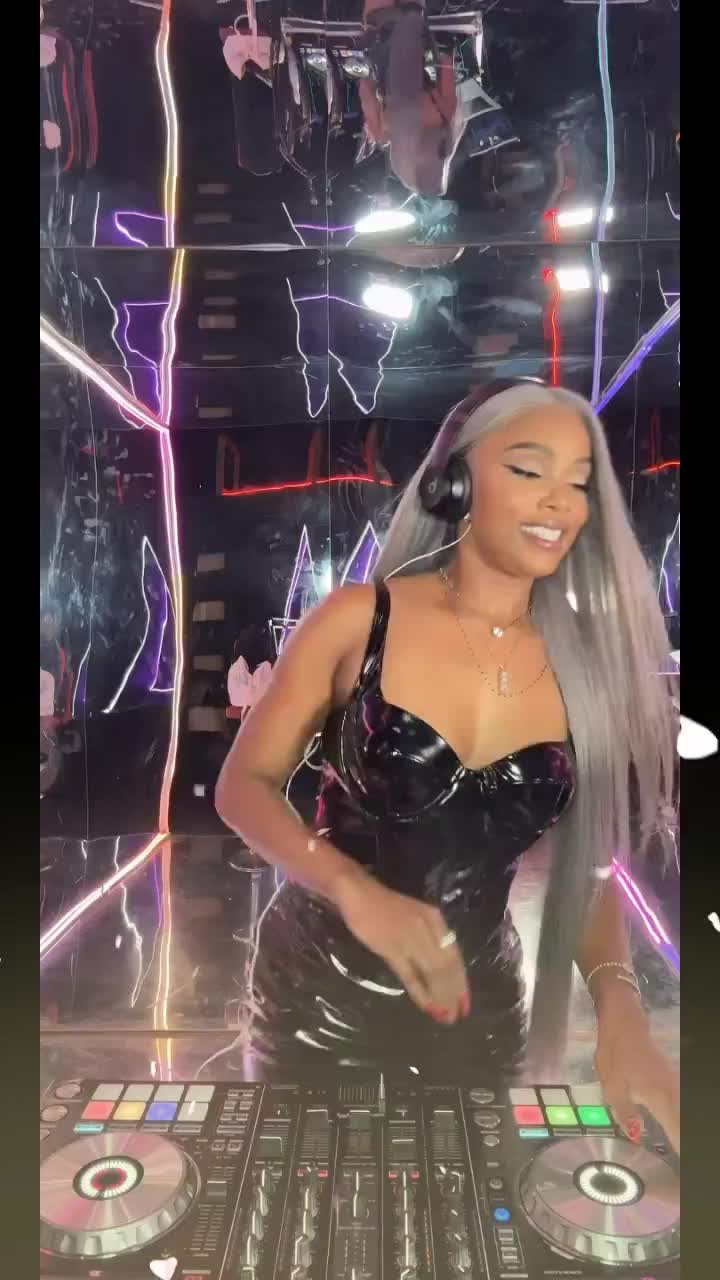@AC
