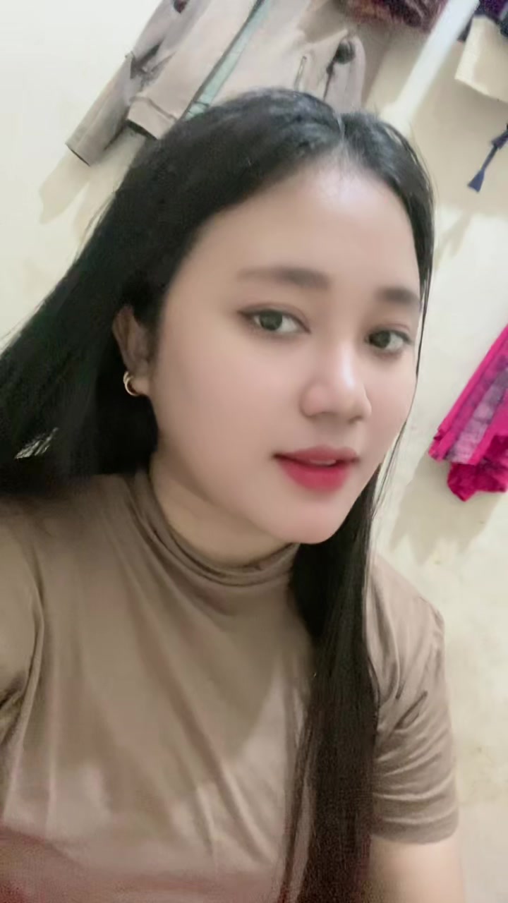 @KhoirunNisa💜
