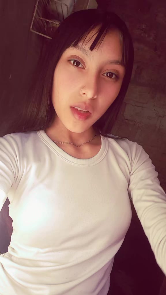 @nickii_perez