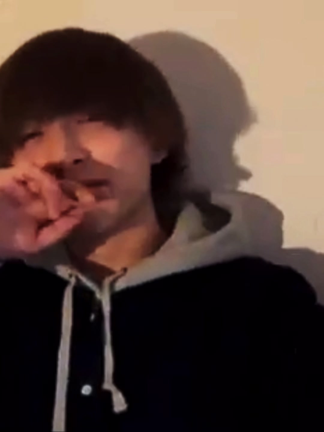 @︎︎.