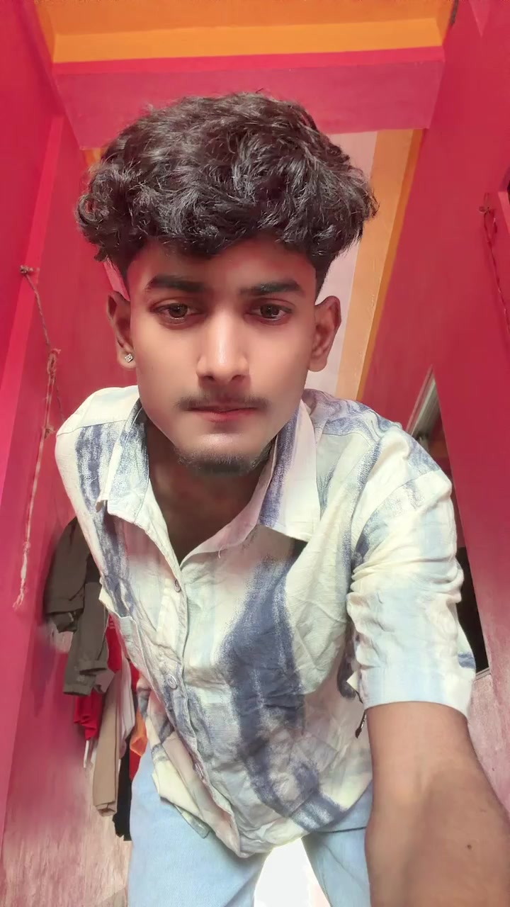 @KaZiii..... 🕸️