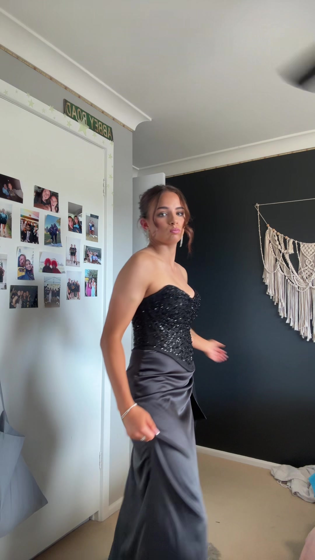 @007abbey_