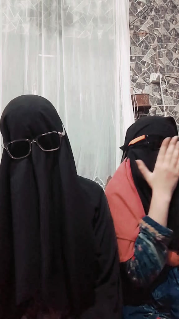 @once again ghost sister's