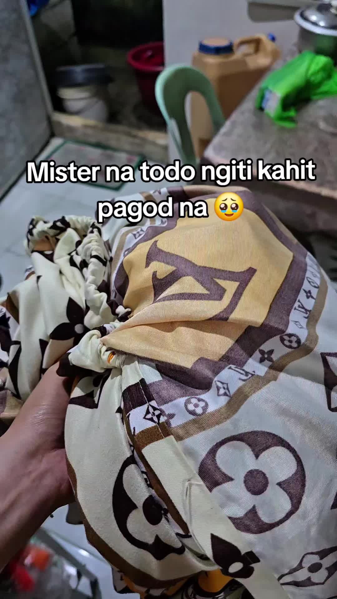 @Gi