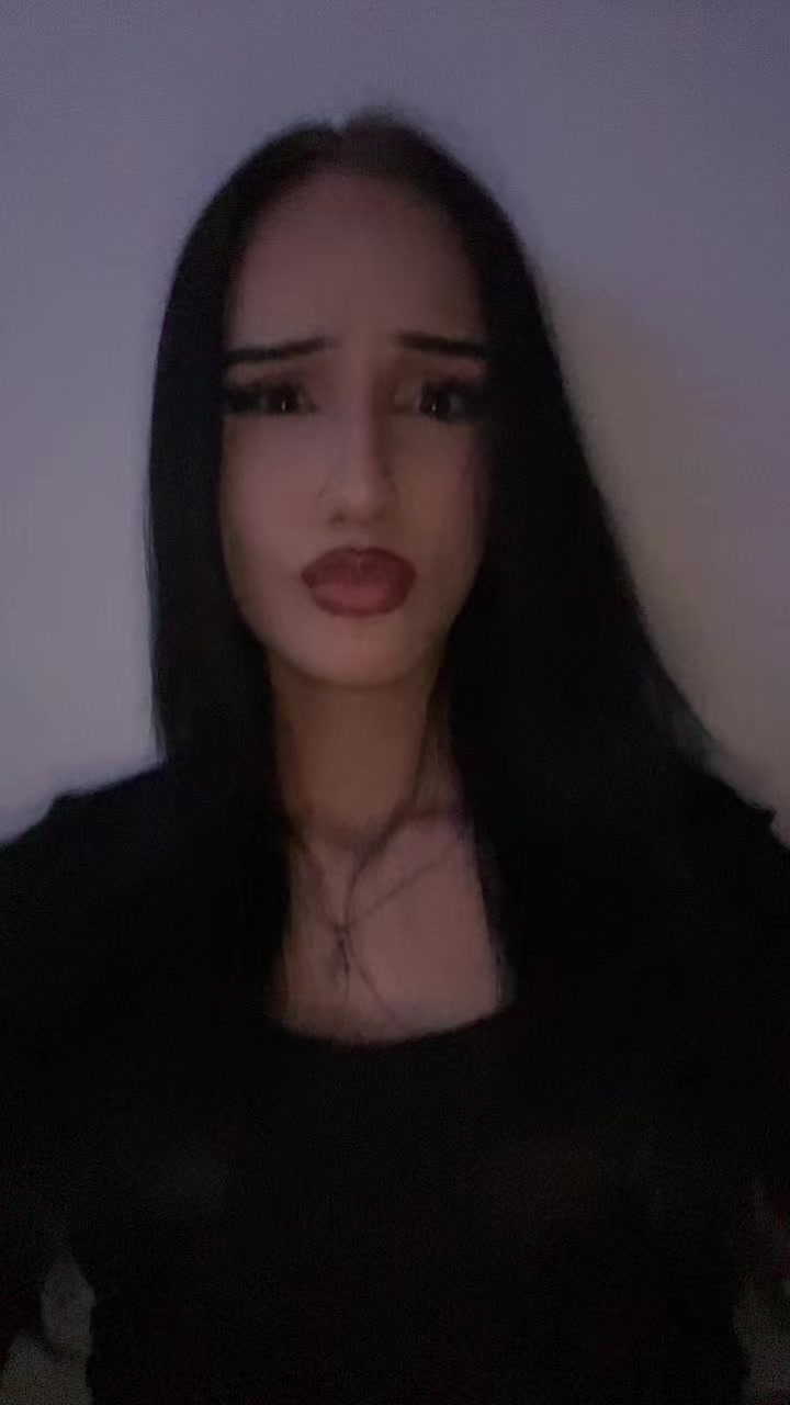@кäја 🧛🏻