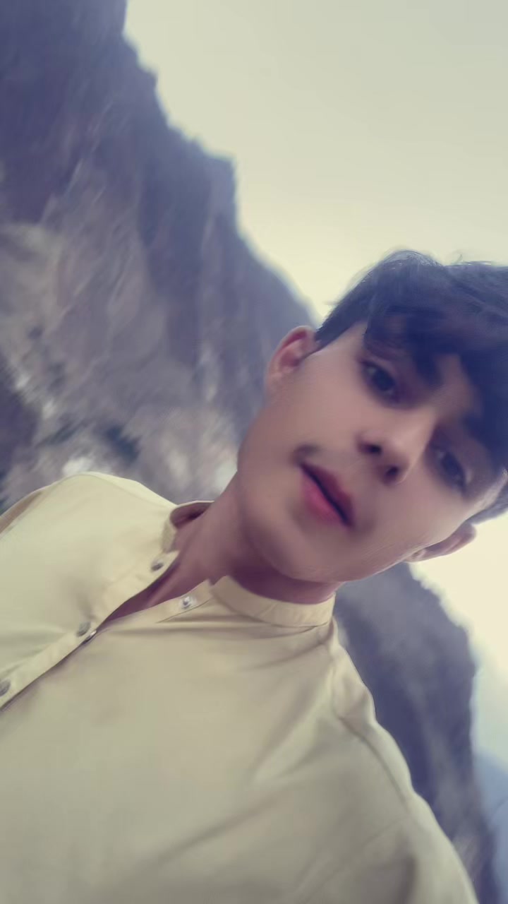 @💁🏻♂️CUTE یونس 🦋