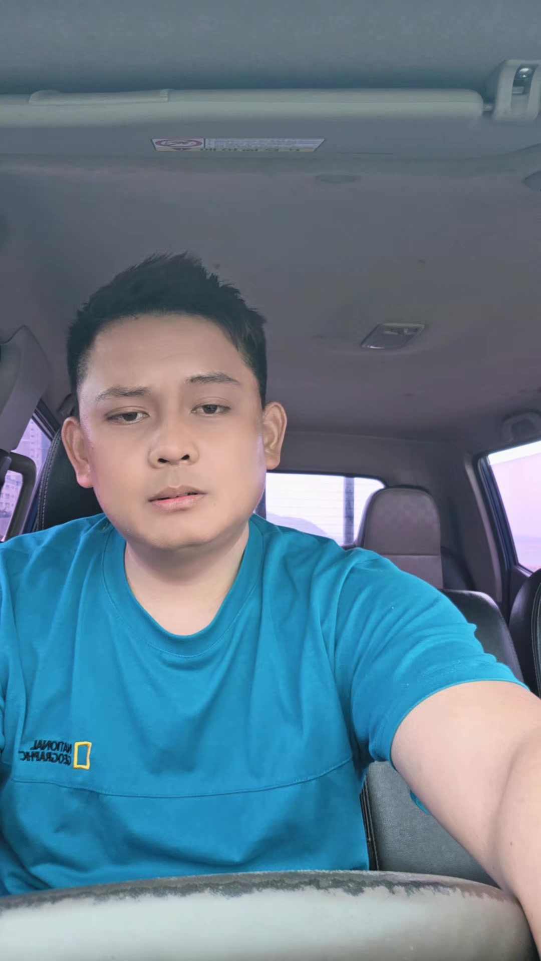 @DENNY HZ ๐ฎ๐ฉ๐ฐ๐ท