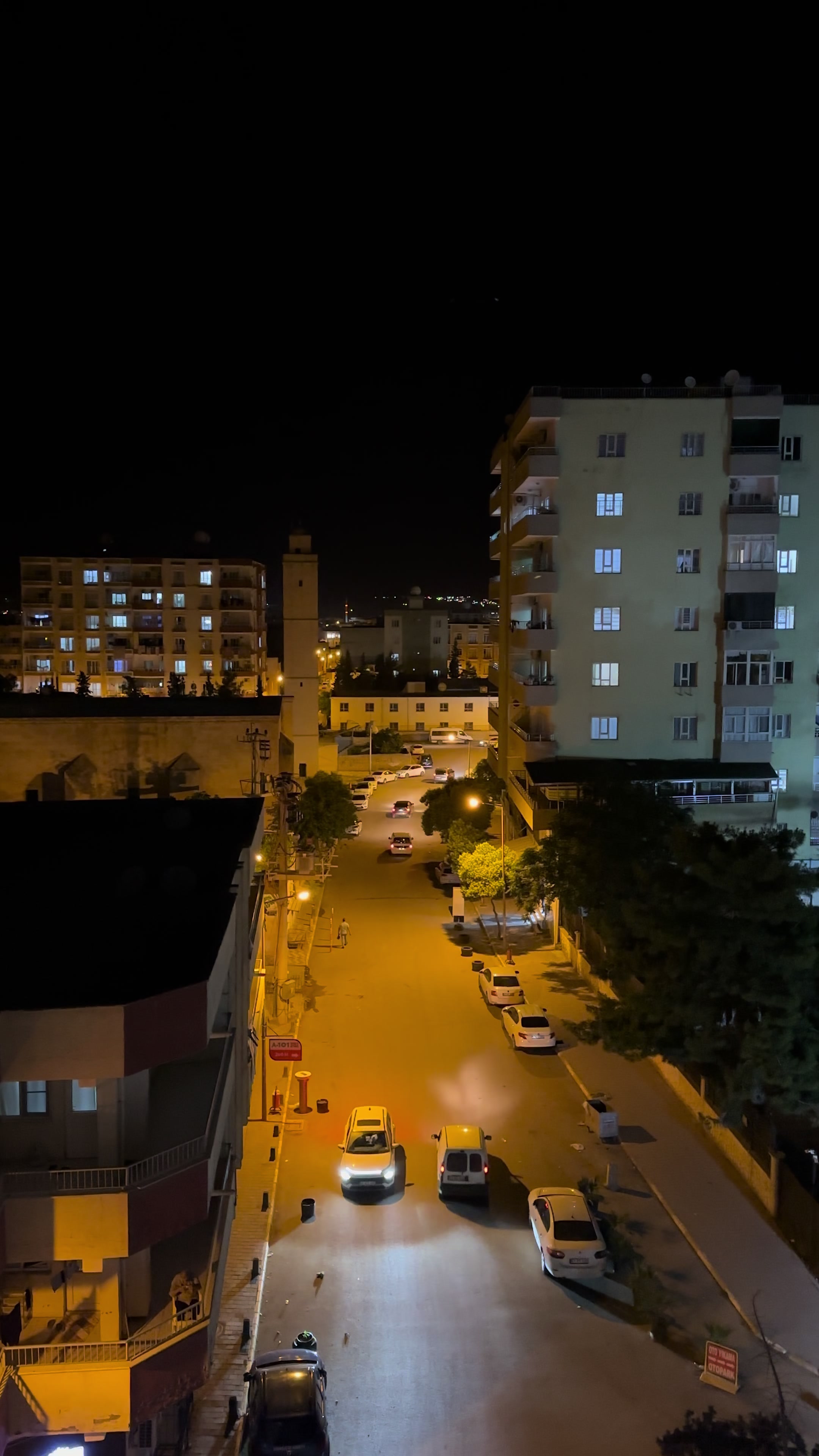 @E L İ 47