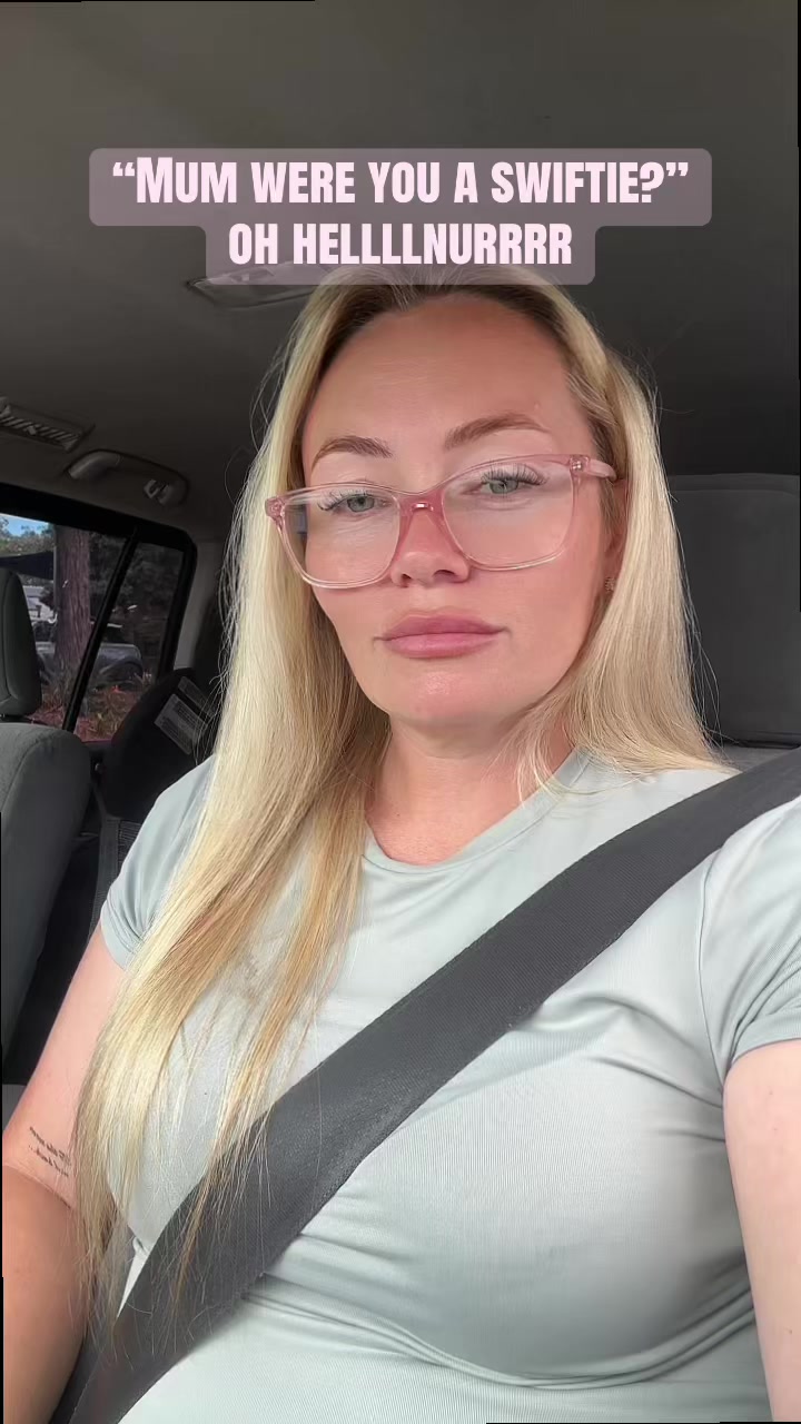 @raisinglillocos