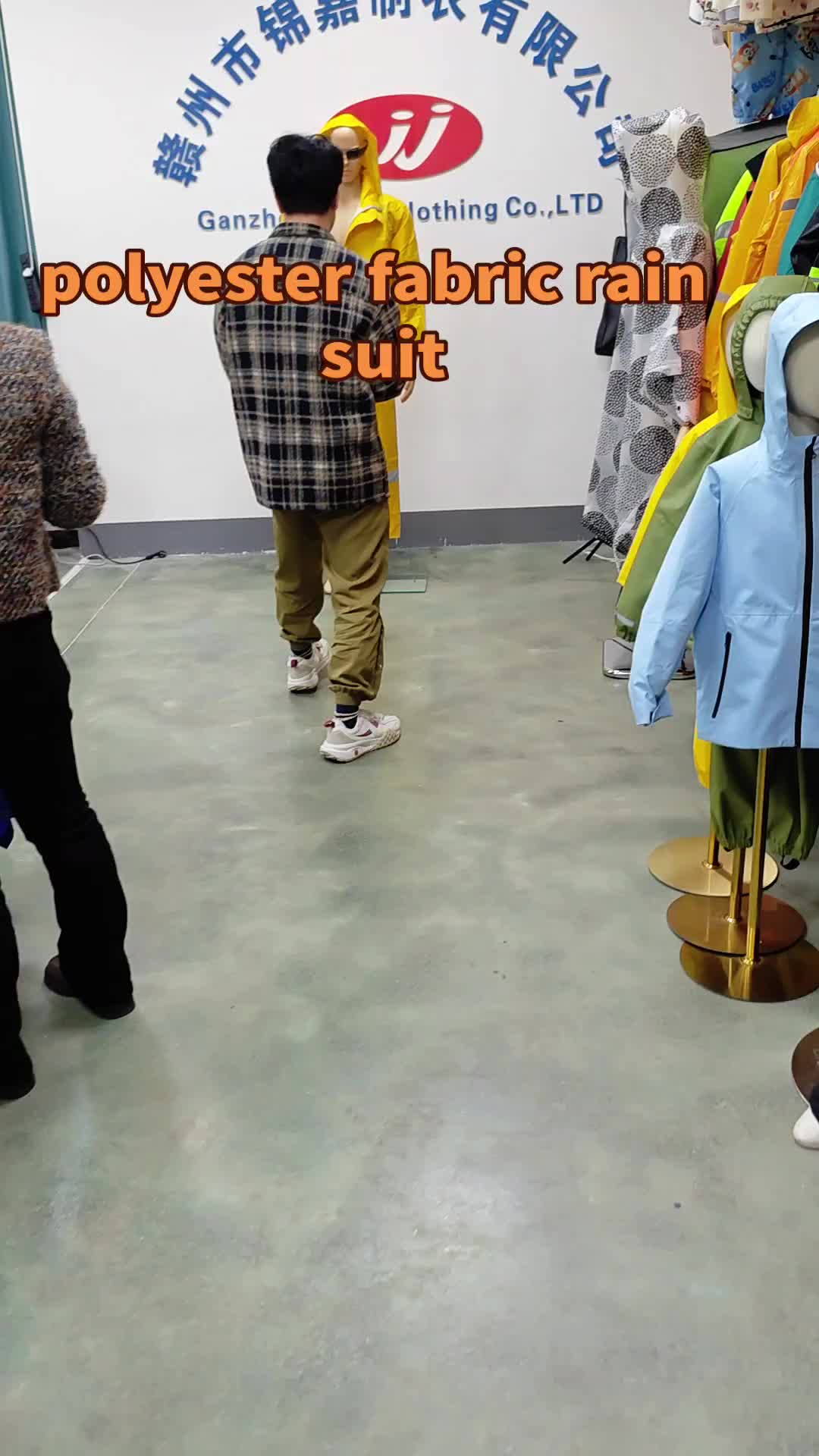 @Jinjiaraincoat