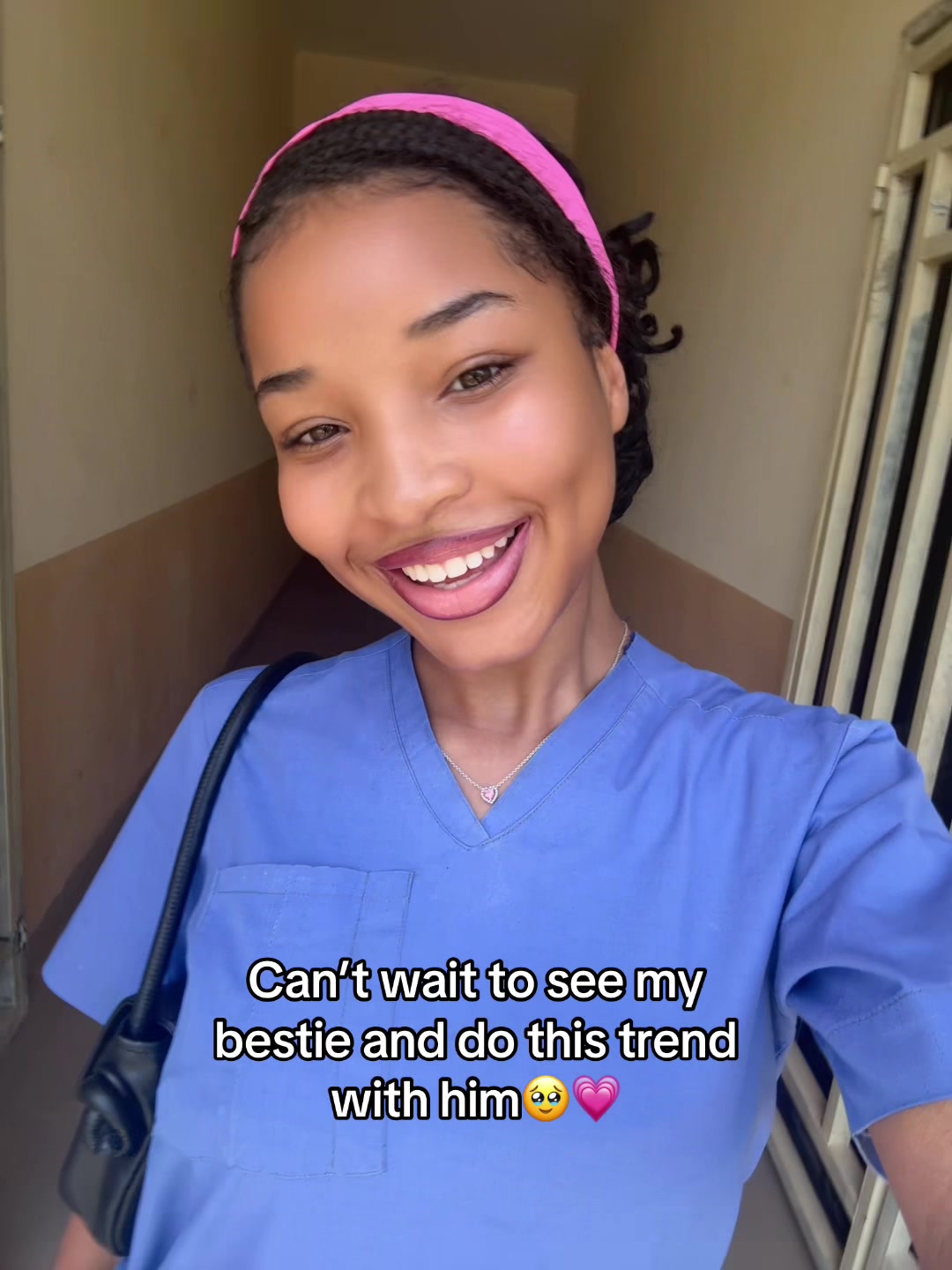 @Esther Anthony🌸💗