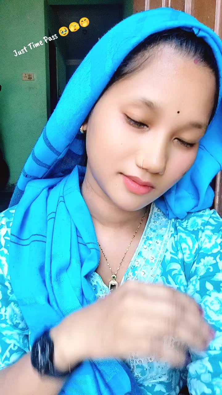 @🦋Alone 🍁girl🦋🥀❤🩹💋