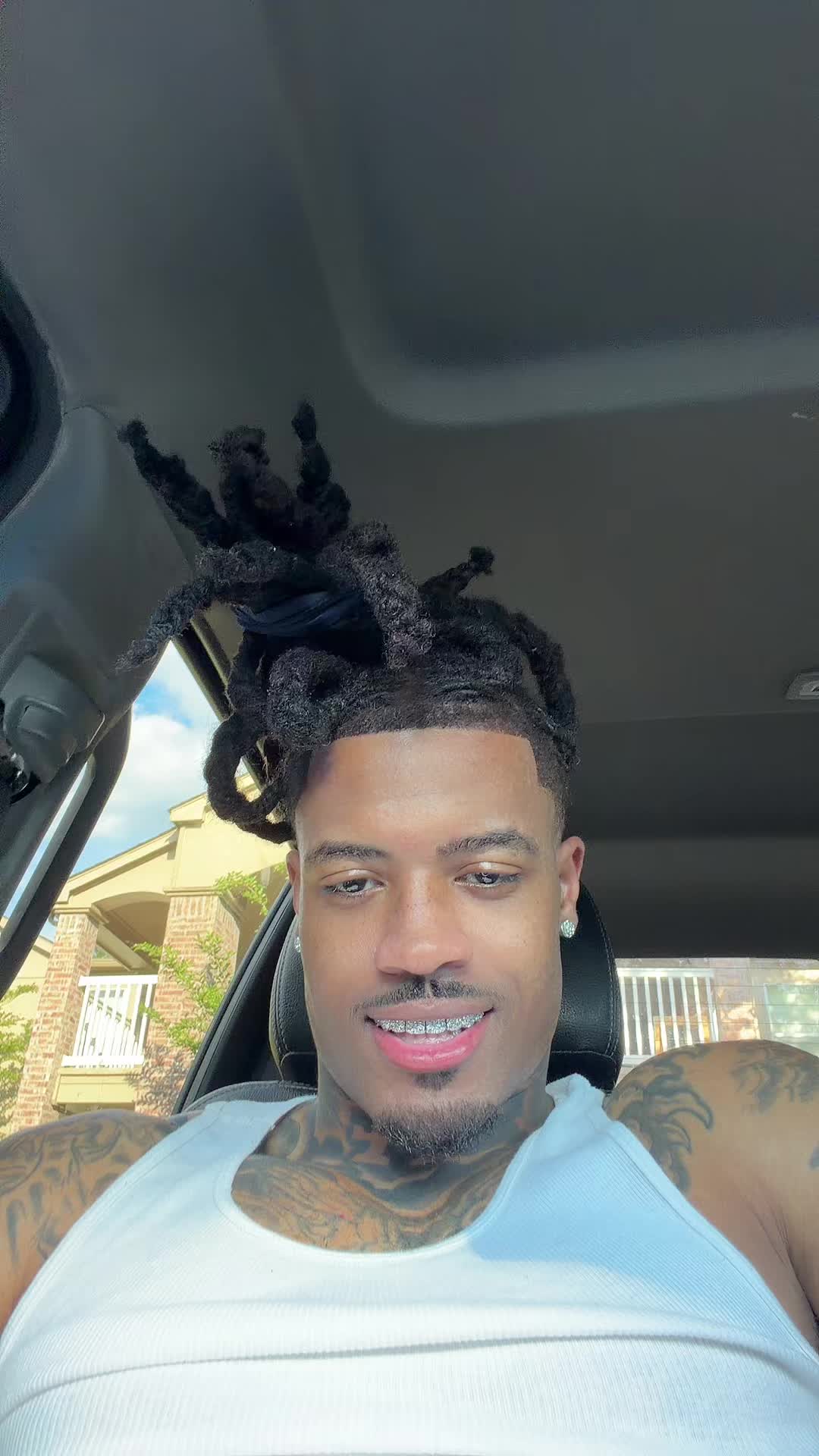 @𝑳𝑨🪼