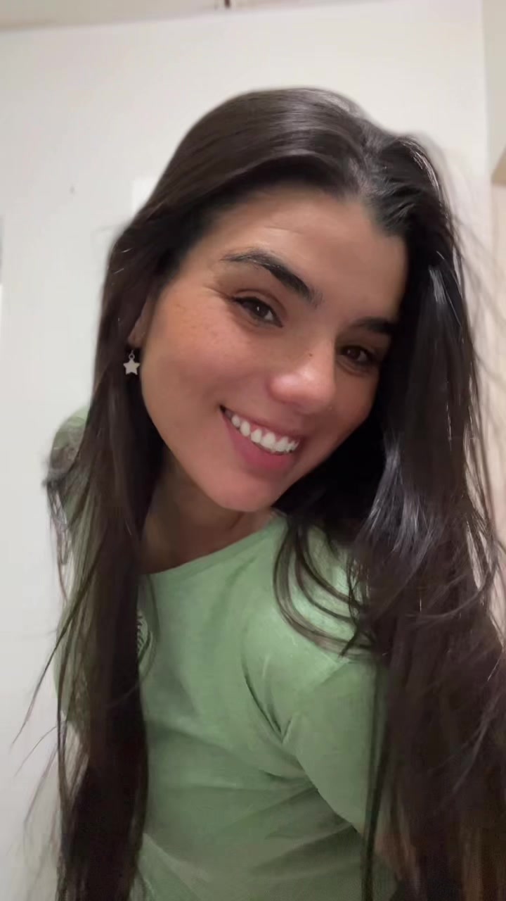 @Lacolii