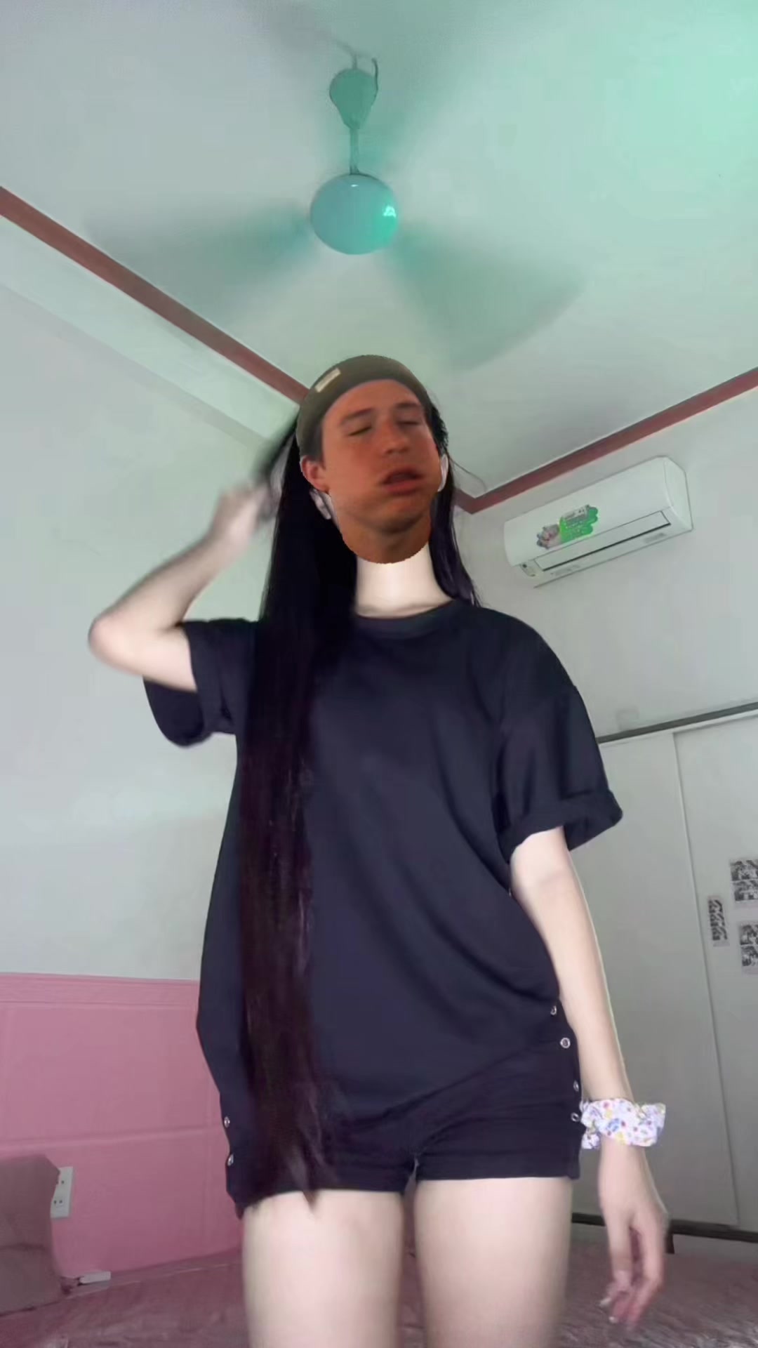 @𝚃𝚑&ugrave;𝚢 𝙺𝚒ề𝚞