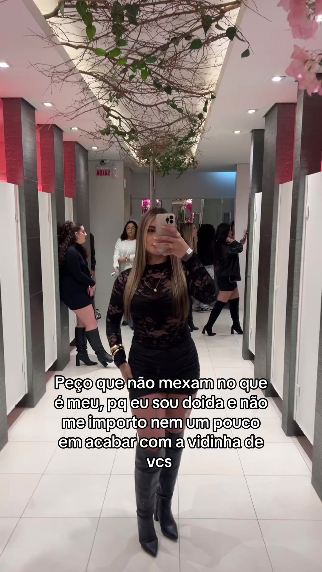 @Vitória Duarte