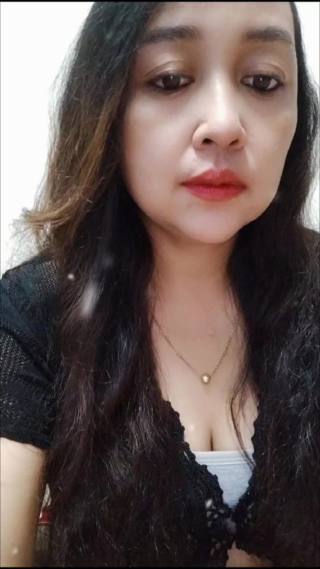 @🐝U_s-y_i😘🕊️