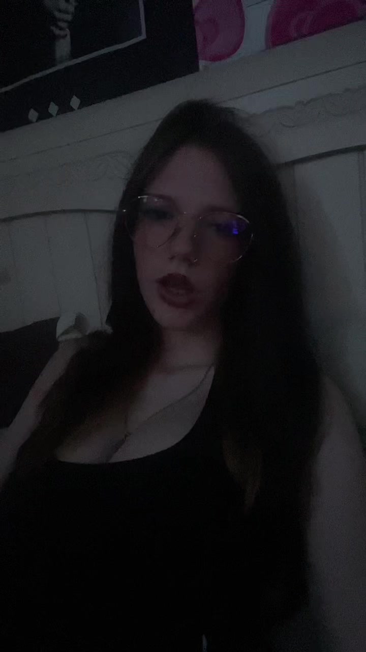 @🦄