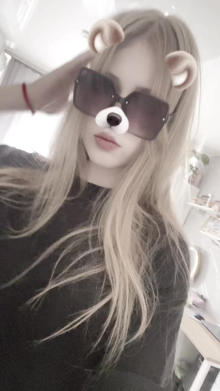 @wzxcqerr