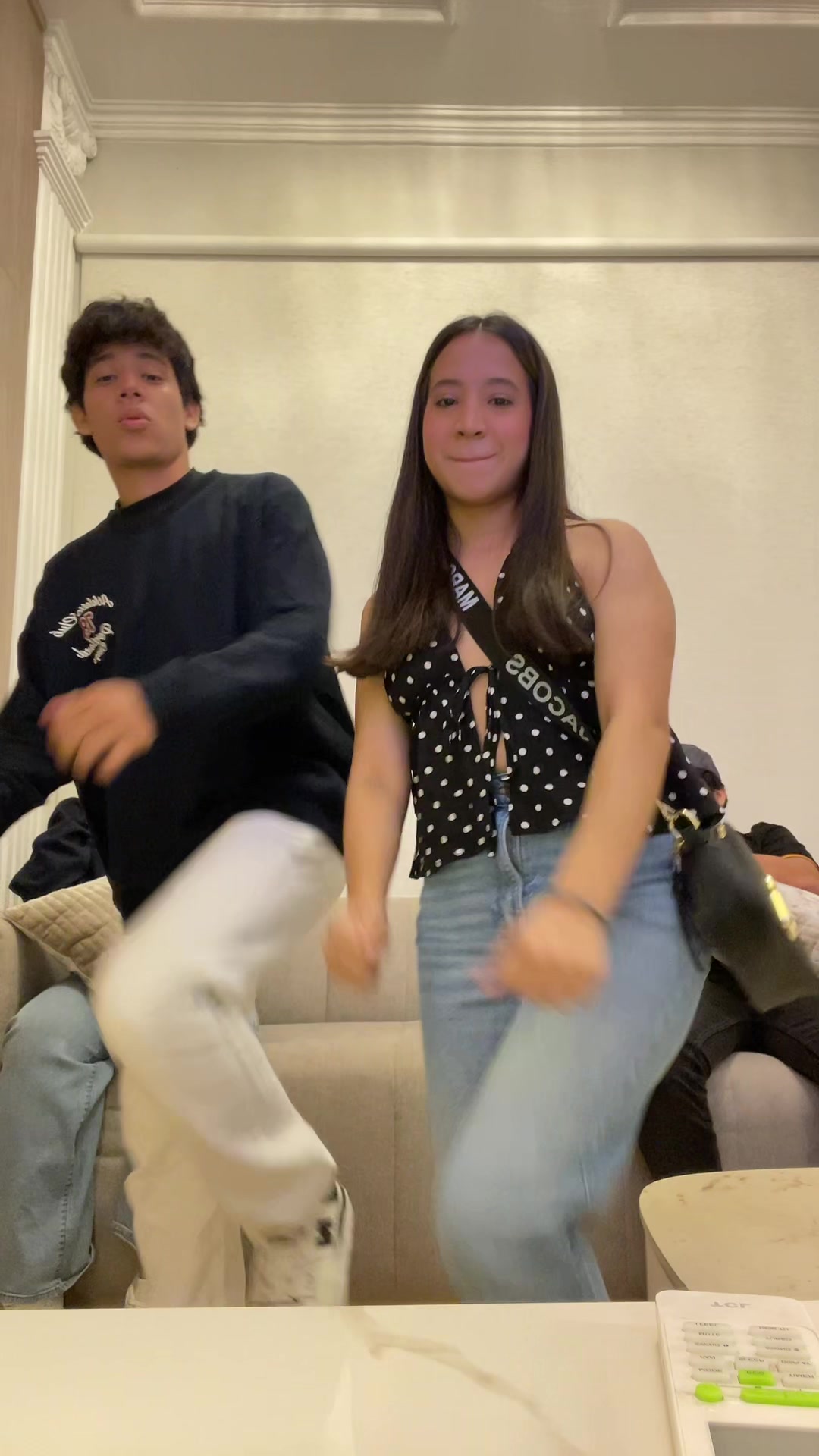 @Arii