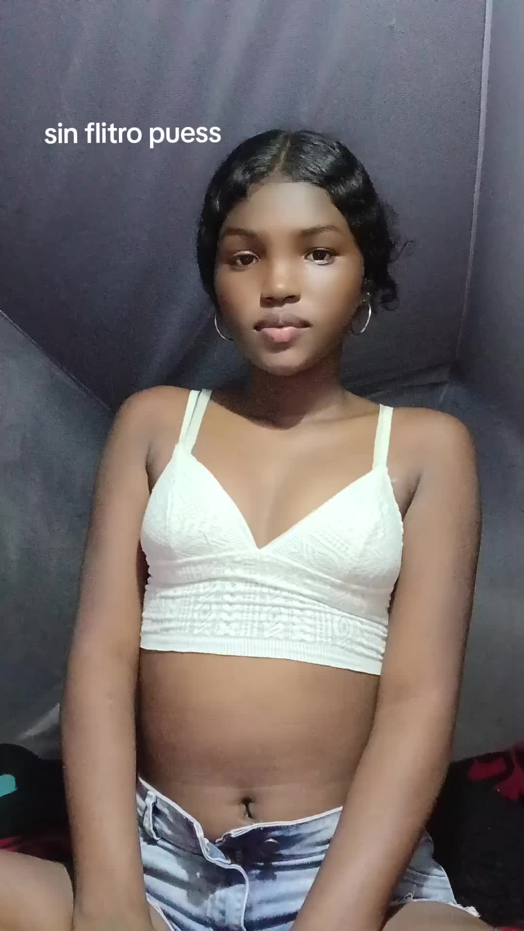 @🫦