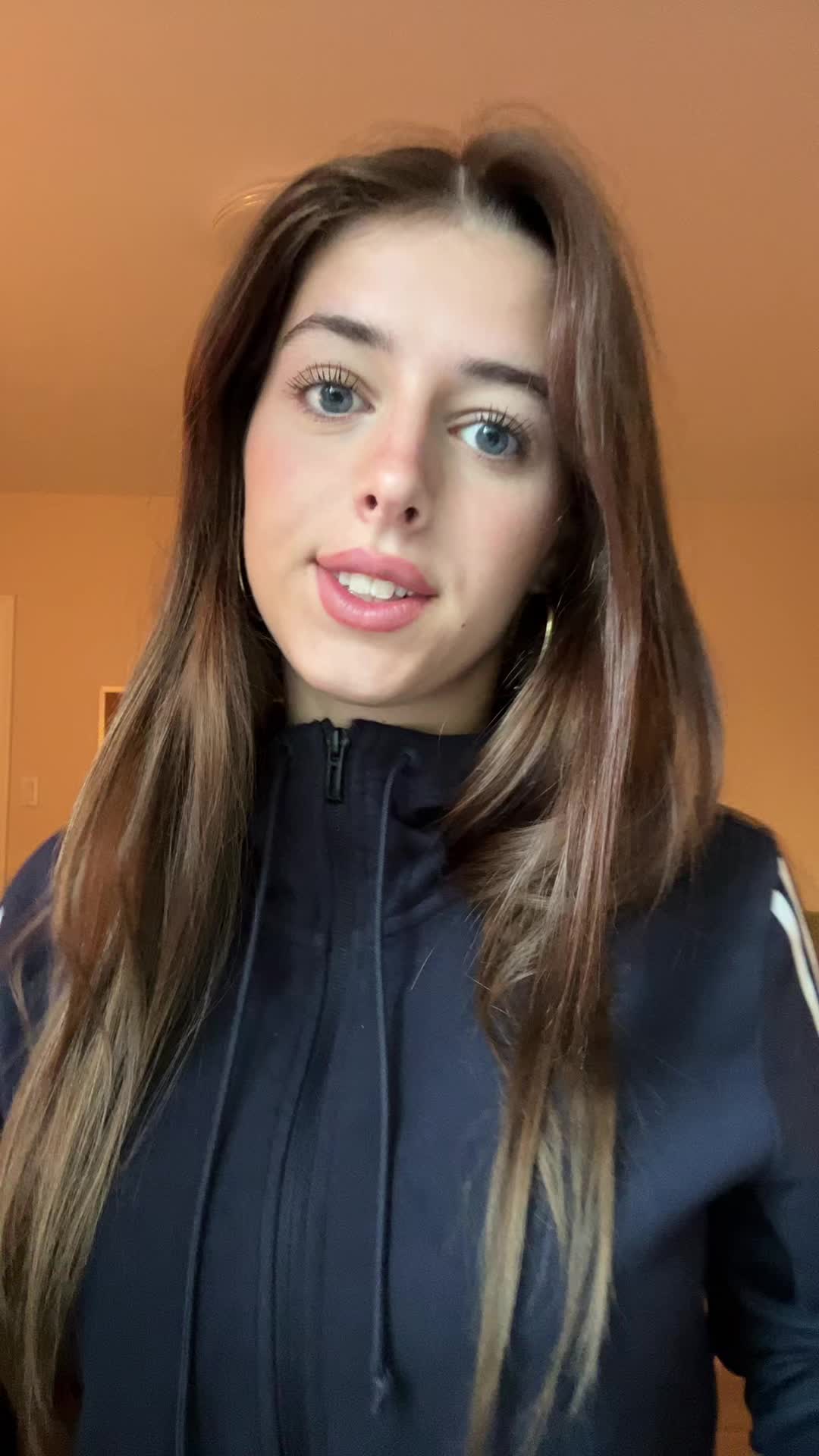 @Mia