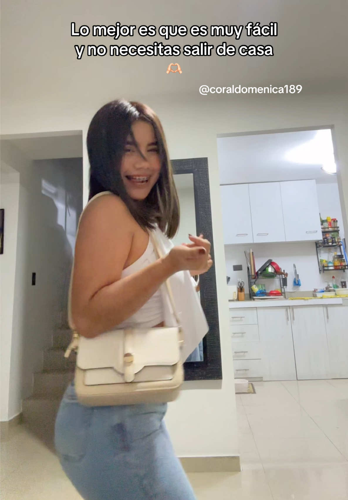 @DOMENICA VELOZ