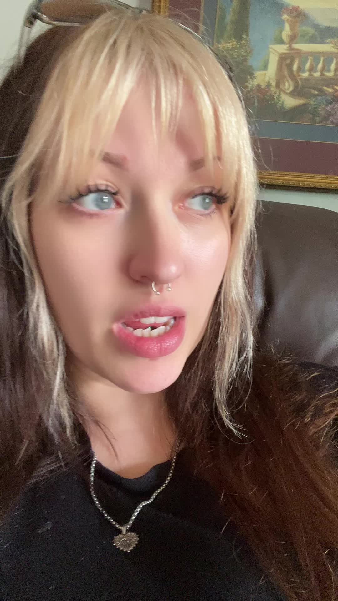 @Zazzliest