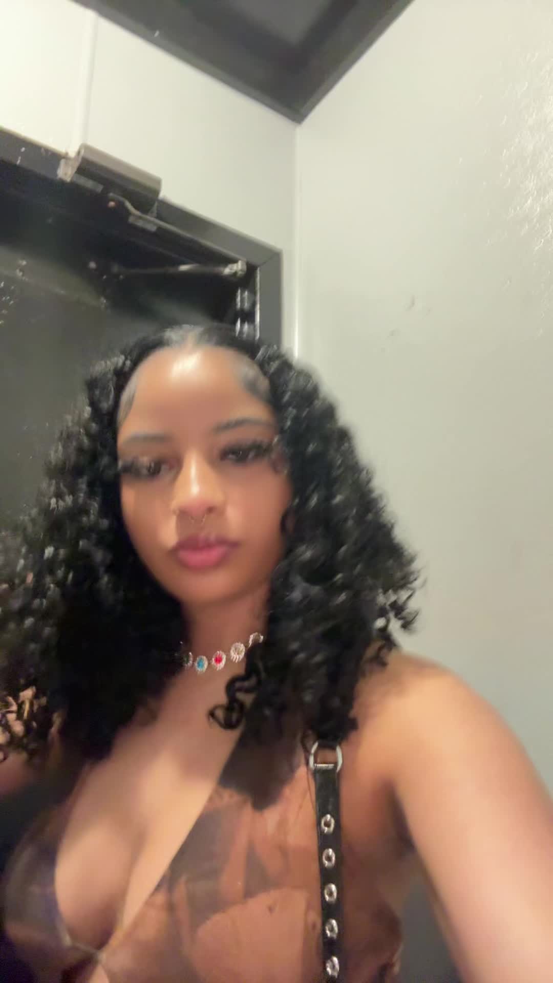 @tyvianaaa