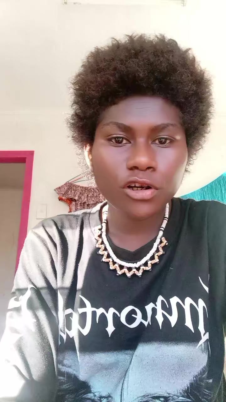 @Mvmmy DV ŔŁ🍫🧃🧟
