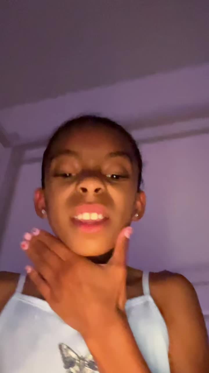 @ava123