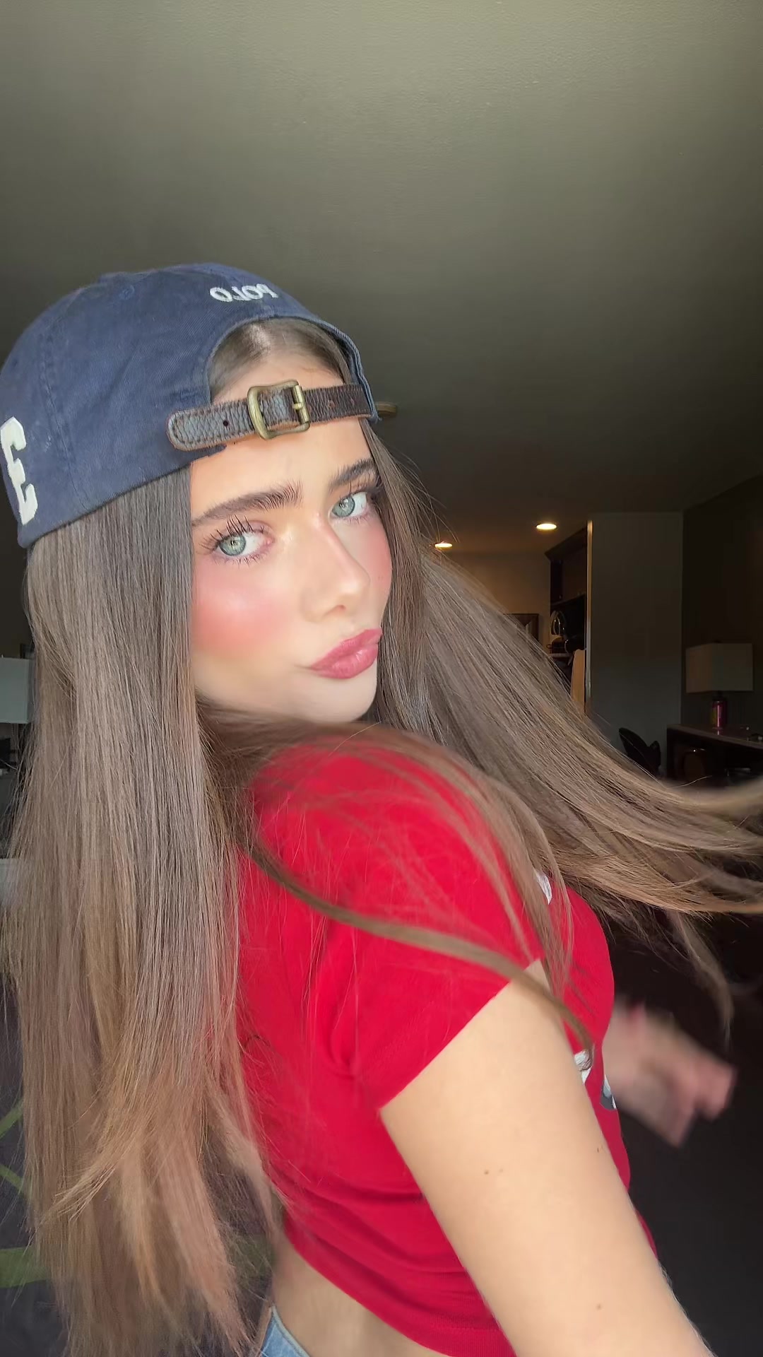 @Isabella