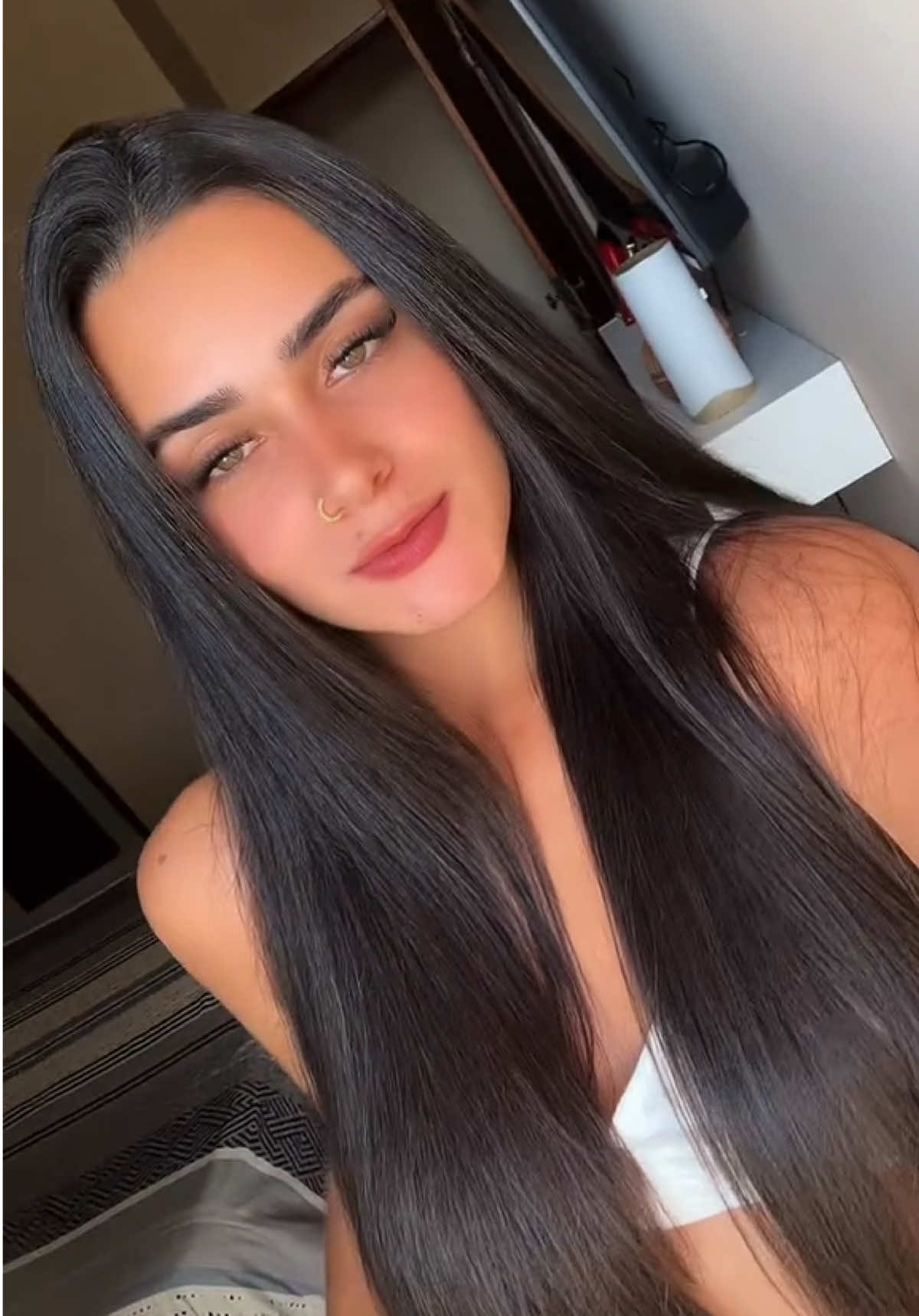 @nayla